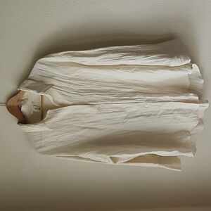 H&M Cream Long Sleeve Crinkle Relaxed Fit Button Up Shirt Top Women Sz XL flowy